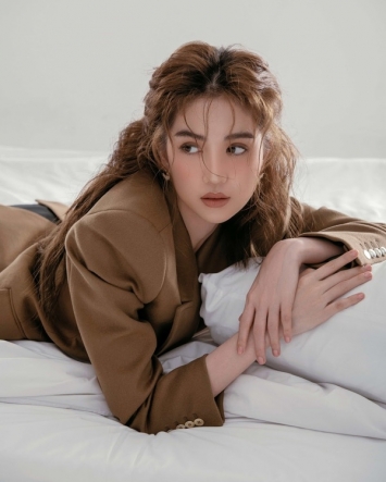 ngoc-trinh-3 (1).jpg